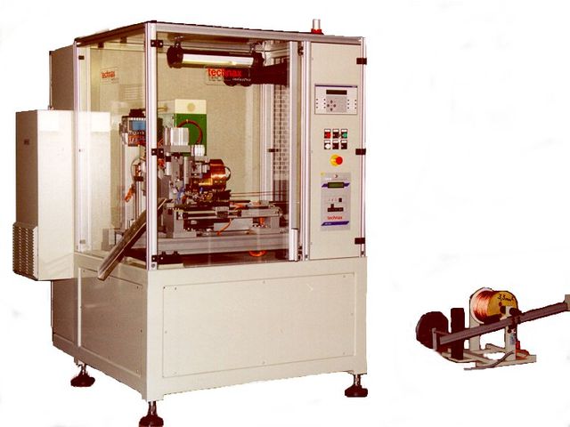 Automatic copper braid compacting machine