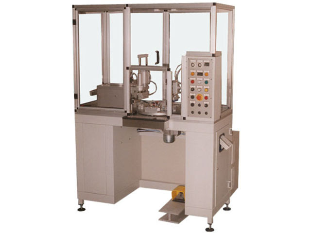 Special machines: HOT BLADE ROTARY TABLE