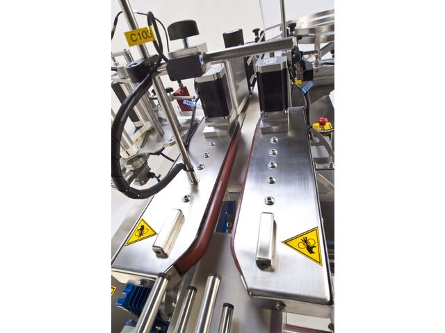Automatic labelling machine - Ninon Down | Contact CDA - Remplisseuses ...