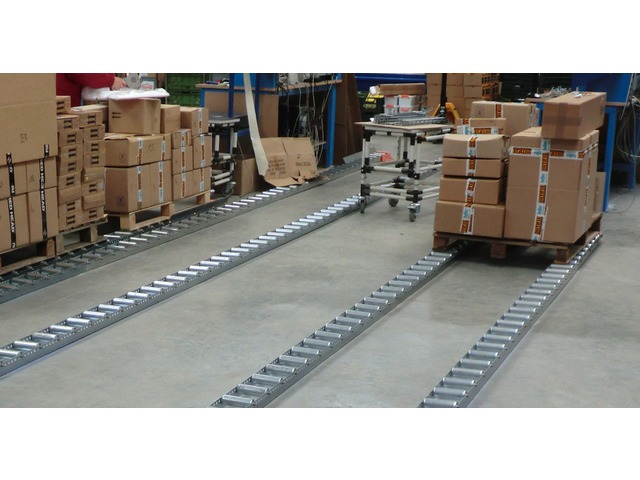 Free Rollers Module At Ground Pallets Move When Pushing 800 Or