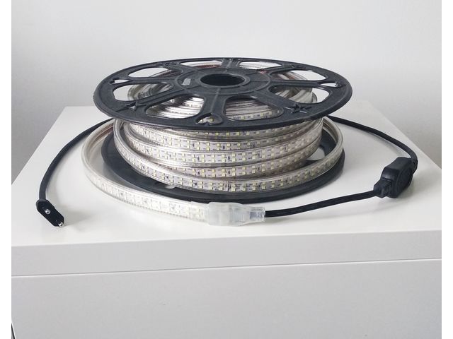Onafhankelijk Vrijwel Zonder hoofd LED strip 220V - Triple kit 25 meters ready to use - ETI-SL5276 | Contact  NOVETI