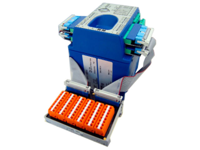 Safety Evaluation Device SafeC with terminal extension module | Contact ...