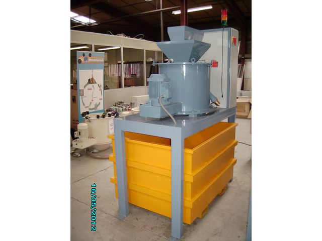 Centrifuges