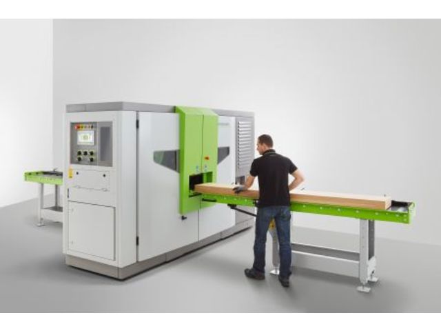 New WINTERSTEIGER product at LIGNA: DSB Singlehead NG XM thin-cutting band saw