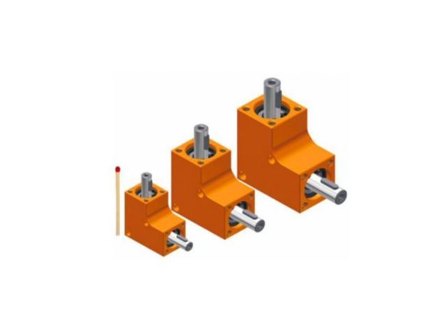 Miniature angle angle transmission