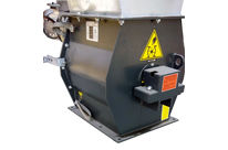 Rotary airlock for dust