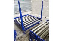 Free roller turntable conveyor