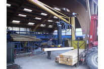 MANUPAC Handling System for Beams and Timber Blocks (25 to 300 kg)