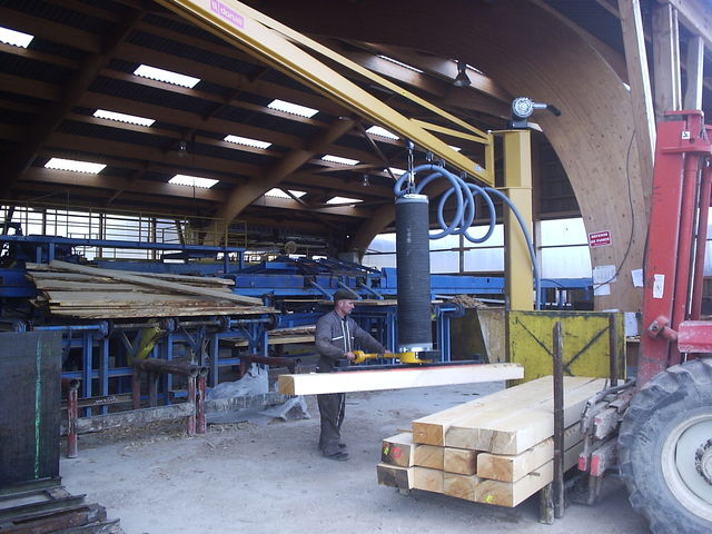 MANUPAC Handling System for Beams and Timber Blocks (25 to 300 kg)