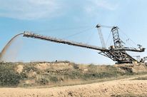 Opencast mining systems: Spreaders