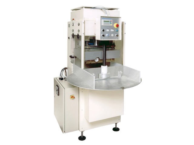 Thermal press for sealing lids on thermoformed hulls Z41 CA PTM