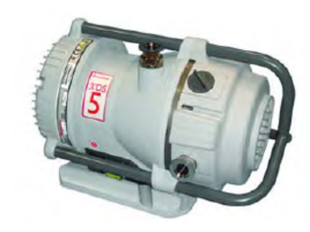 Scroll Pumps XDS5 1-phase 115/230 V (set to 230 V) for Europe and UK.
