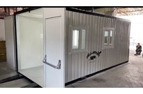 Retractable spray booth