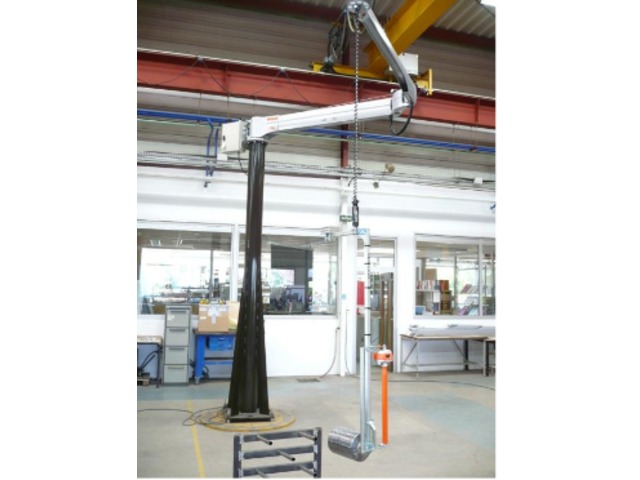 Manipulator of roll lifter - custom-made ZE solution