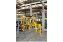 Manipulator of dashboard by crowbars - custom-made ZE solution