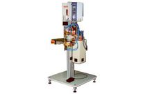 Pedestal type spot welder