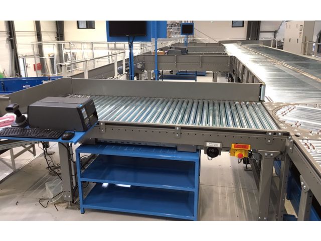 Power roller conveyor - Belt driven