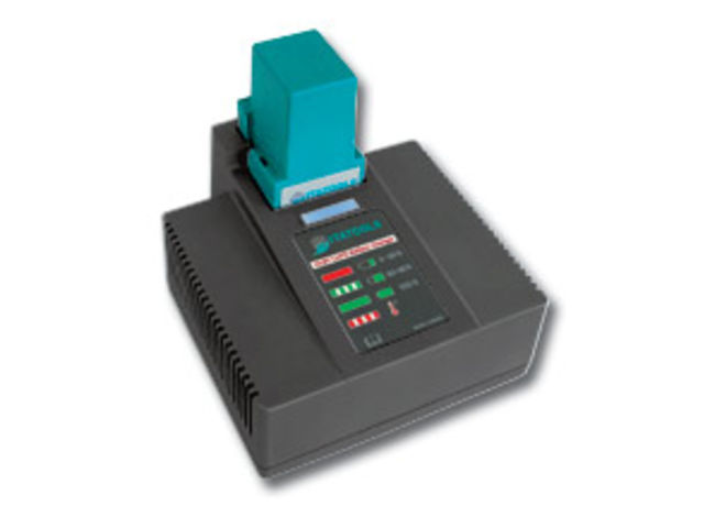 Accessories: Battery charger