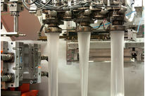 Extrusion blow moulding