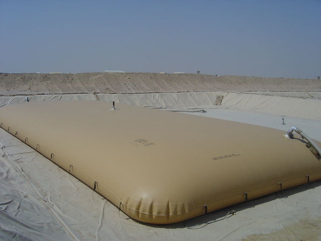 Flexible tank for storage