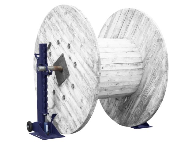 Unwinder in front of coiling machines AXO 6 TONS