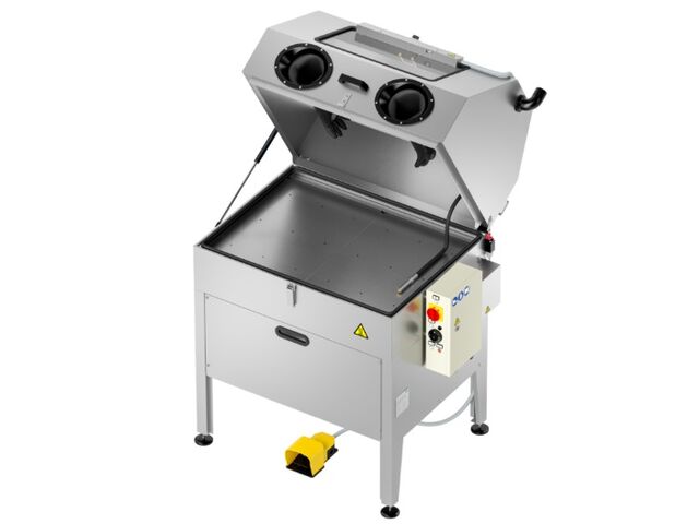 Manual spraying fountain for mechanical parts