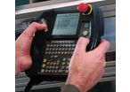 Software for machine load/unload and pick & place operations : VALtending