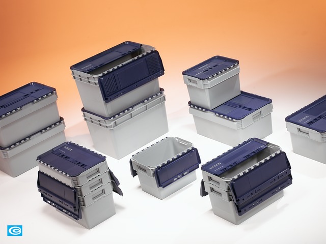 Lidded crates with UN marking
