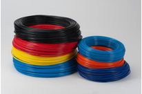 Semi-rigid polyamide tubing for compressed air, vacuum, oil, fuels and lubricants