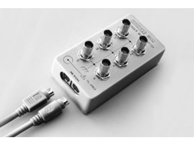 Model 8502 Trigger Link to BNC Break-Out Box