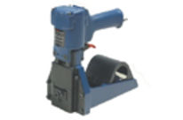 Air drive - Roll 18 carton closing stapler : AgPNRlx18