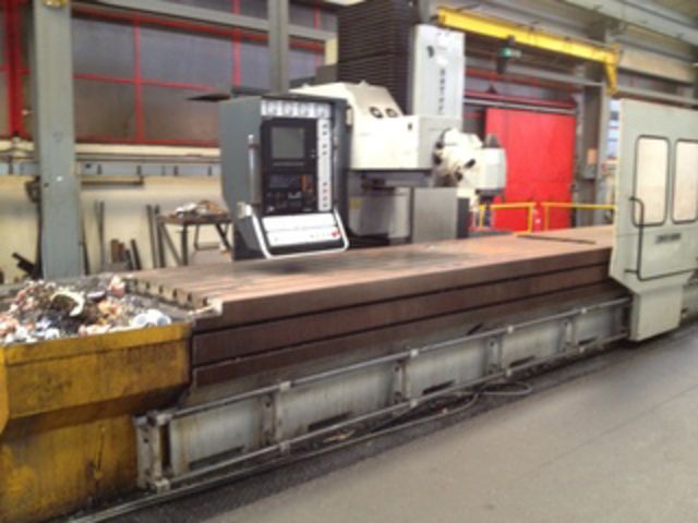 ZAYER CNC universal milling machine - Type: 20 KM 8000