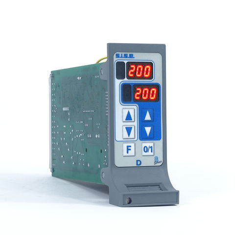 Dual-Zone Hot Runner Controller for Hot Runner Systems Type 8DX 