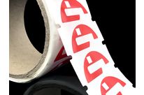 Printing and cutting of adhesive labels for all sectors of activity