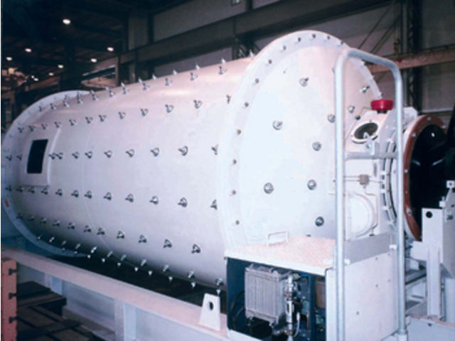 Mineral processing: Ball mills