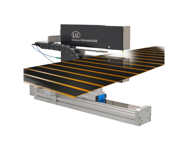 Sensor system for precise thickness measurements