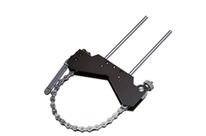 Universal brackets for shaft alignment