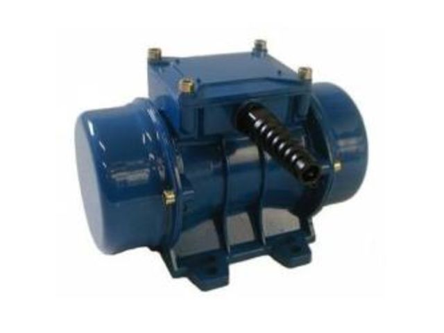 External vibrators : EA and EA-X Ranges 1500 and 3000 Rpm