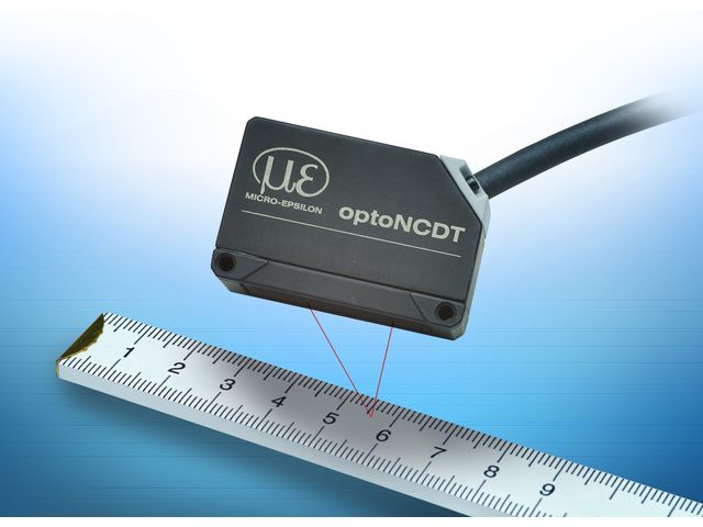 Ideal for Automation, Integration and Robotics: Compact Laser Triangulation Displacement Sensor