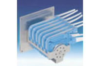 Panel-mounted tubing pump with synchronous motor