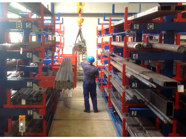 Roll out cantilever rack: automated