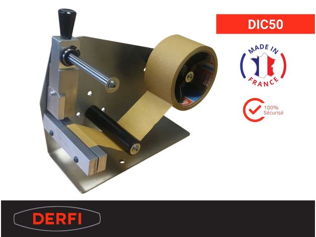 Manual adhesive tape dispenser with safe-cut system DIC50 