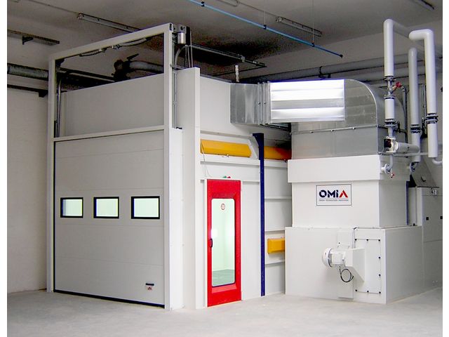 Liquid Paint Booth with Vertical Ventilation