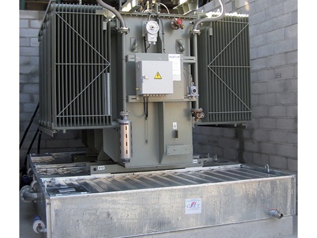 Modular bund with fire extinguishing system for electrical transformers