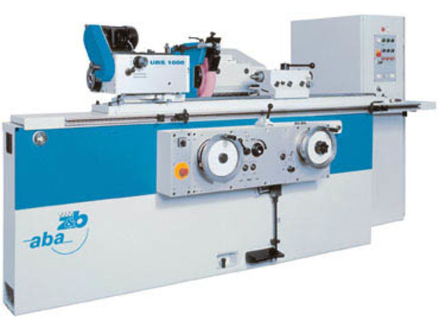 Universal cylindrical grinder URS 1000
