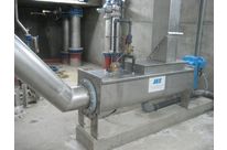 High pressure screw washer