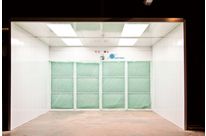 Spraybooth with filter surface