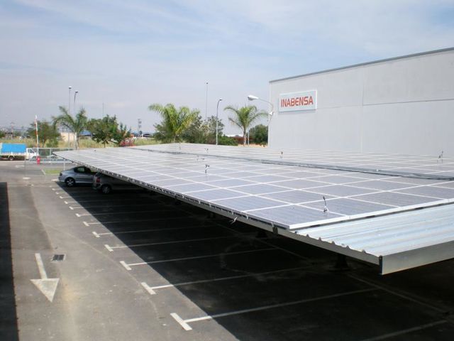 Photovoltaic shelters 