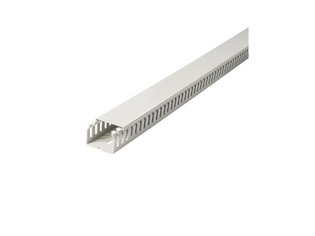 Cable trunking SES® halogene free with slots and base punching : GF-DIN-SH-A7/5
