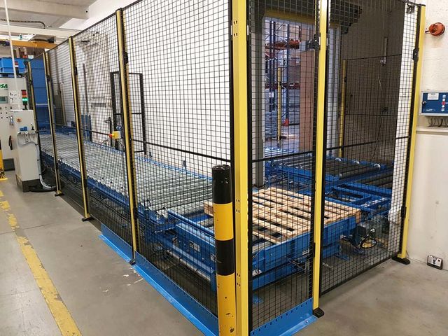 Power roller conveyor - Chain drive